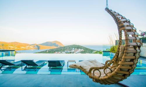 Villa Vogue — 36