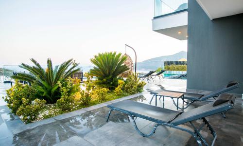 Villa Vogue — 41