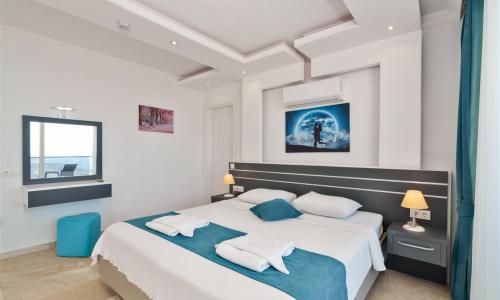 Villa Voyage — 46