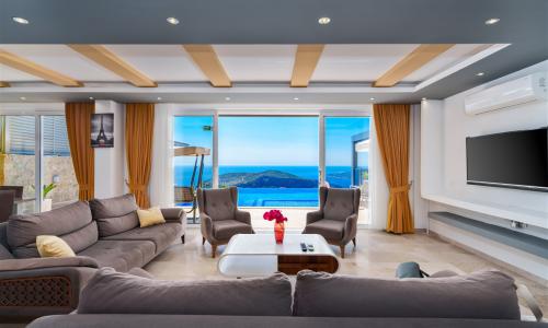 Villa Voyage — 44