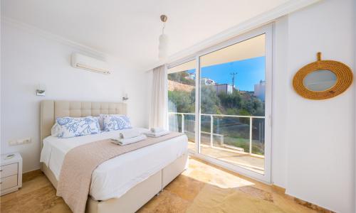 Villa Waratah — 53