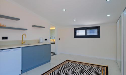 Villa White 2 — 28