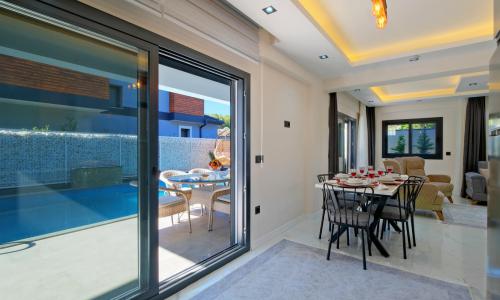Villa White 2 — 22