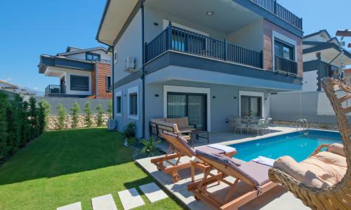 Villa White 2 — 4