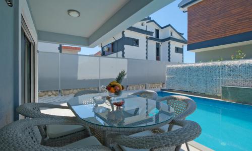Villa White 2 — 13