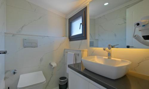Villa White 2 — 35