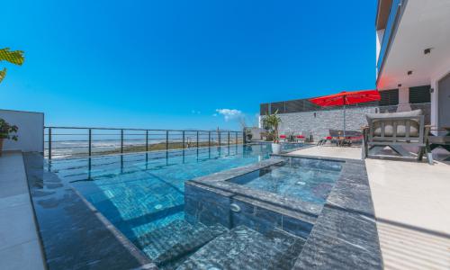 Villa Xanadu — 20