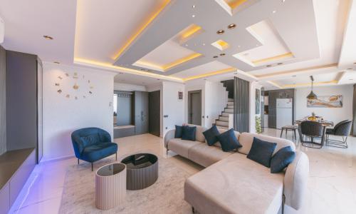 Villa Xanadu — 45