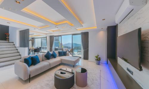 Villa Xanadu — 46