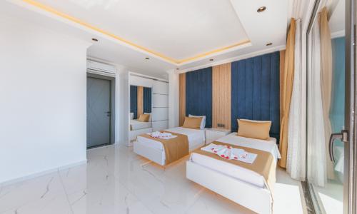 Villa Xanadu — 78