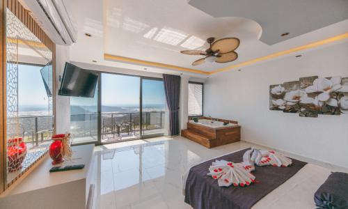 Villa Xanadu — 63