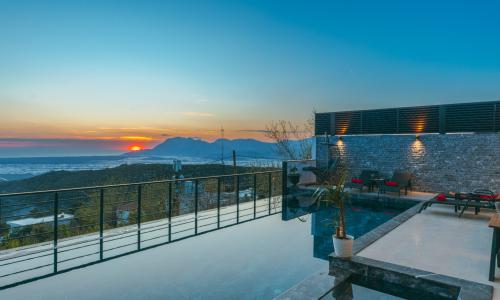 Villa Xanadu — 14