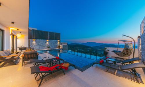 Villa Xanadu — 6