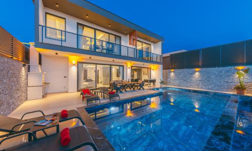 Villa Xanadu — 4