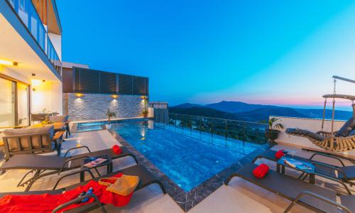 Villa Xanadu — 7