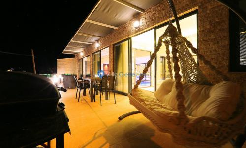 Villa Yang — 21