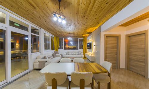 Villa Yaz 1 — 35