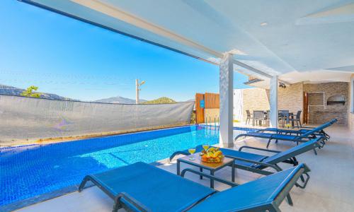 Villa Yaz 3 — 6