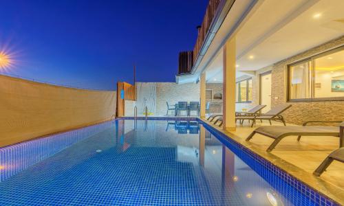 Villa Yaz 3 — 12