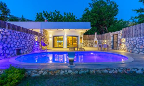 Villa Yek — 3