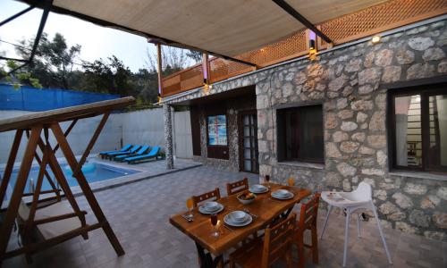 Villa Yelsa — 33