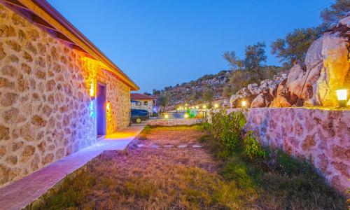 Villa Yiğit 2 — 80