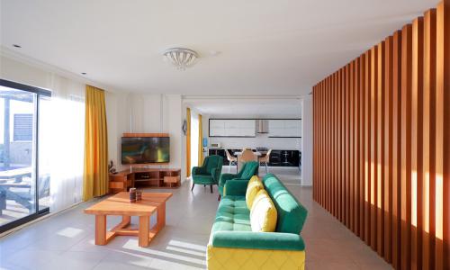 Villa Yusef — 39