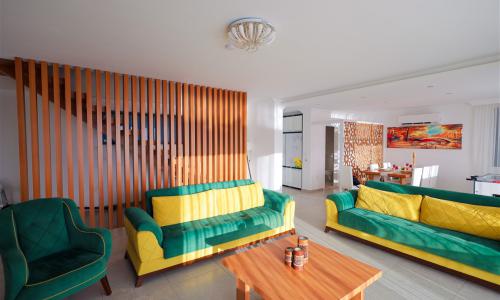 Villa Yusef — 40