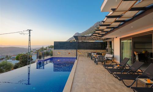 Villa Yusef — 3