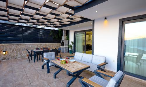 Villa Yusef — 7