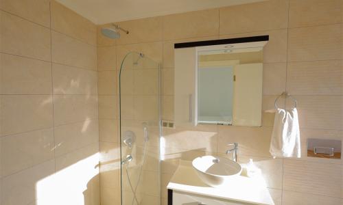 Villa Yusef — 49