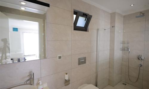 Villa Yusef — 63