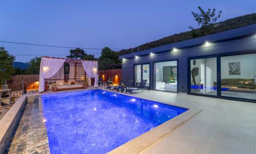 Villa Zemra — 51