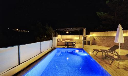Villa Zeyn 3 — 12