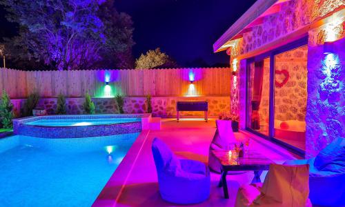 Villa Happiness — 29