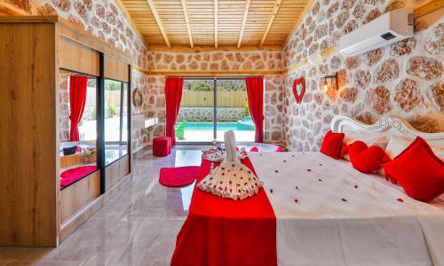 Villa Happiness — 42