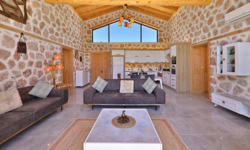 Villa Happiness — 16
