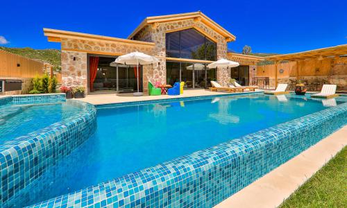 Villa Happiness — 7