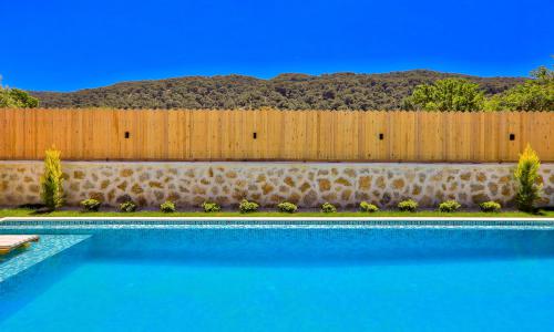 Villa Happiness — 56