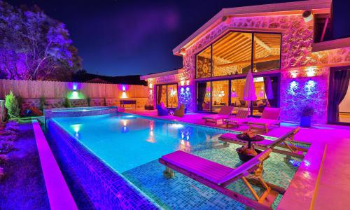 Villa Happiness — 9