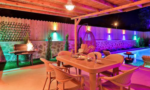 Villa Happiness — 61
