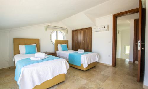 Villa Baysal Bergamot — 11
