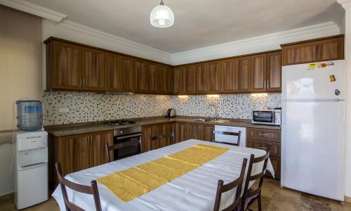 Villa Baysal Bergamot — 9