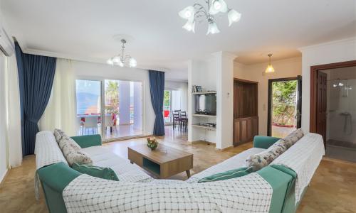 Villa Baysal Bergamot — 17