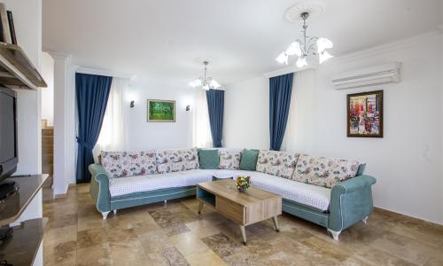 Villa Baysal Bergamot — 19