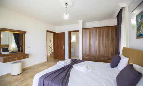 Villa Baysal Bergamot — 28