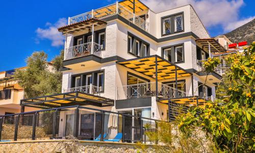 Villa Royal Hills 2 — 4