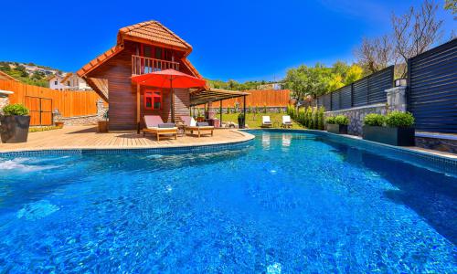 Villa Wooden House Sarıbelen — 4