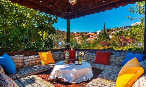 Villa Otantik — 23