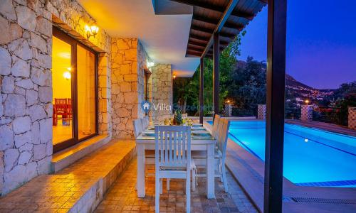 Villa Otantik — 5